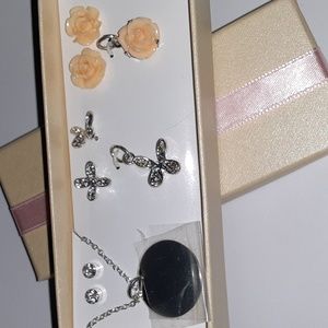 Avon Vintage Necklace & Earrings Silvertone Charms Butterflies, Round, Roses